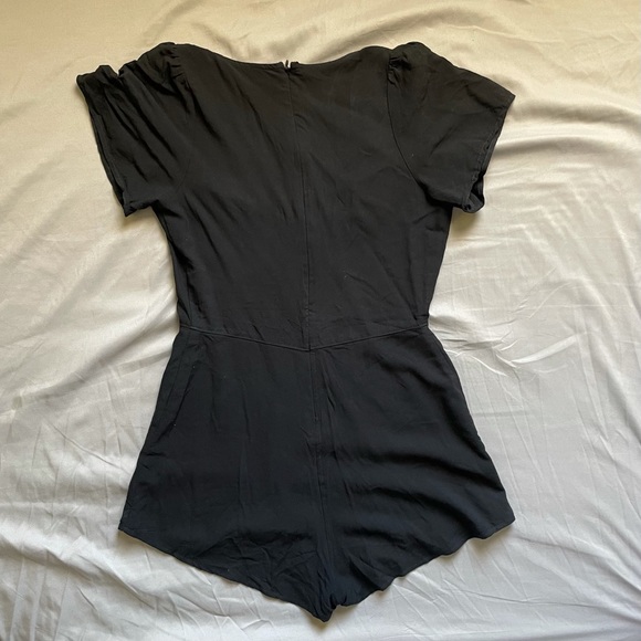 EXPRESS Lace trim surplice skort romper - Black - Picture 5 of 7